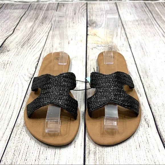 The Spring Shop Black Woven Raffia Sandals - Picture 2 of 5